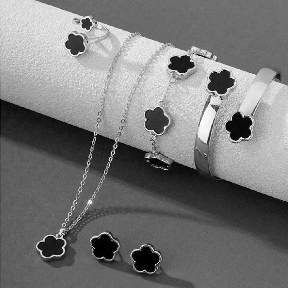 5pcs Lucky Five-petal Flower Women's Jewelry