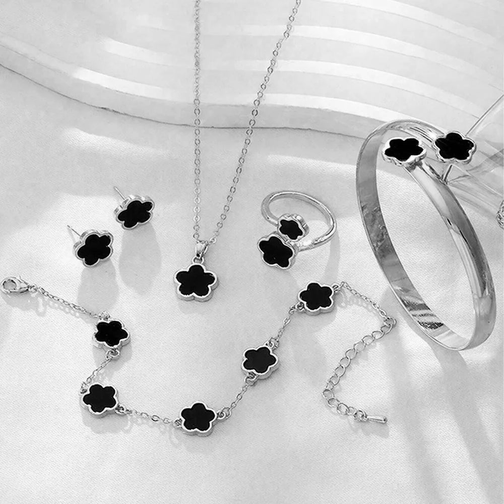 5pcs Lucky Five-petal Flower Women's Jewelry